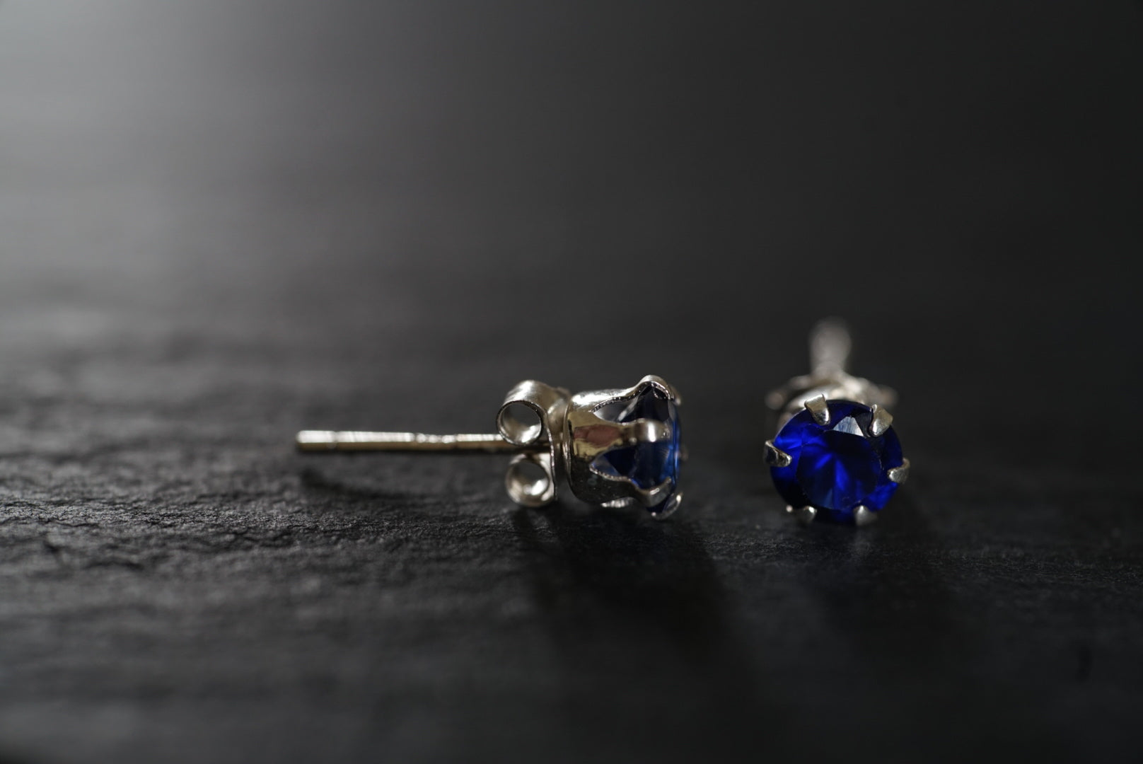 Saphir-Ohrringe